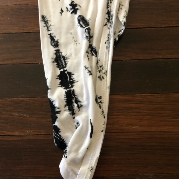 Skirt - Picture 2 of 5